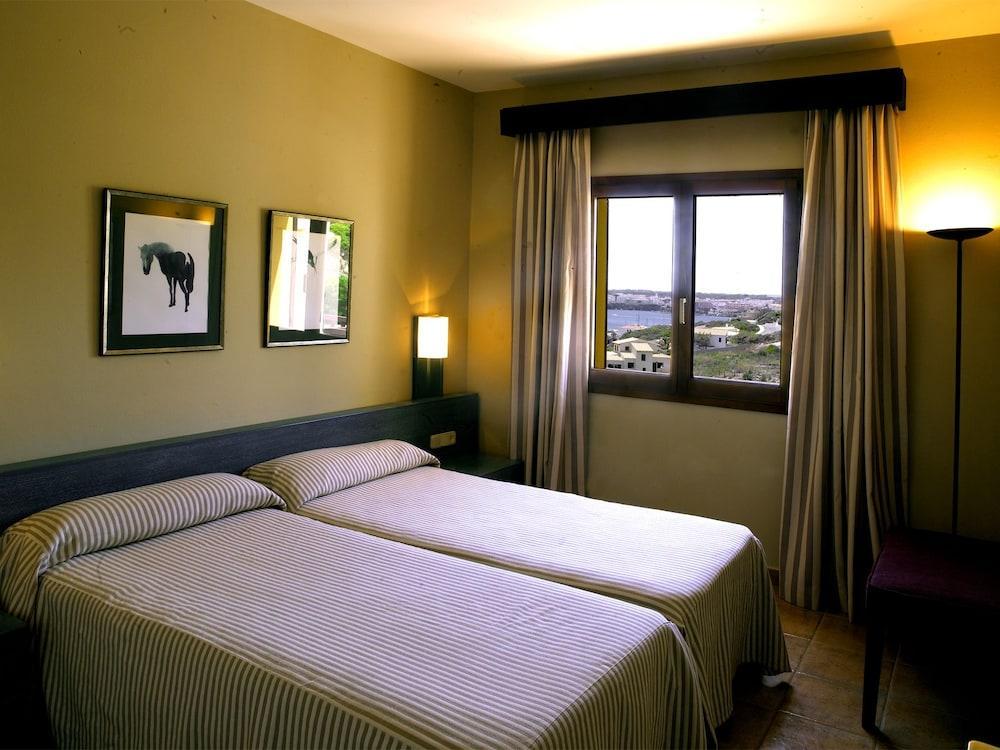 Calallonga Hotel Menorca Mahón Eksteriør billede