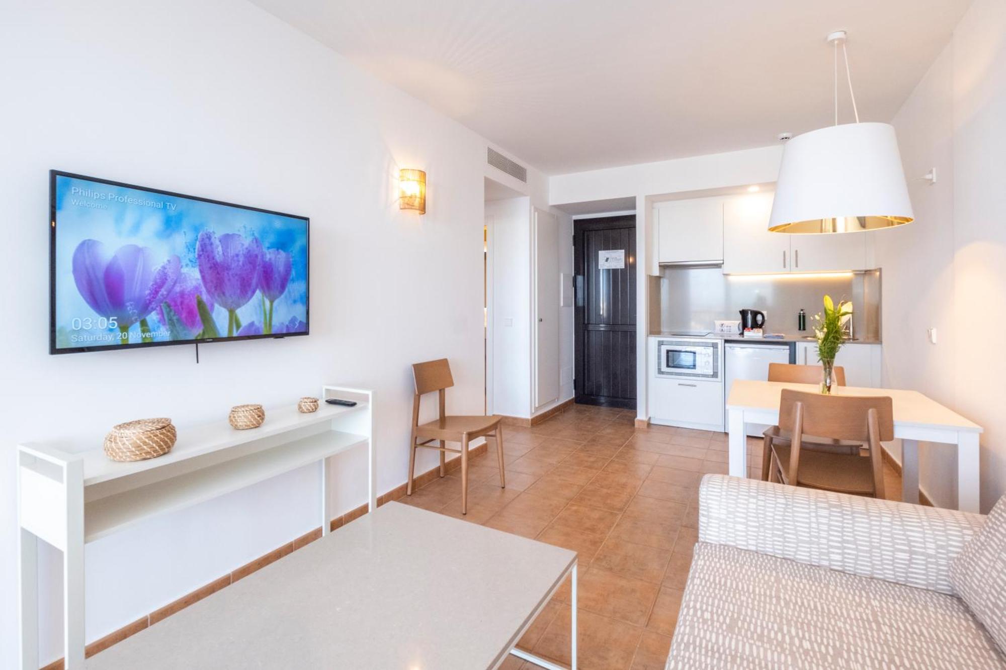 Calallonga Hotel Menorca Mahón Eksteriør billede